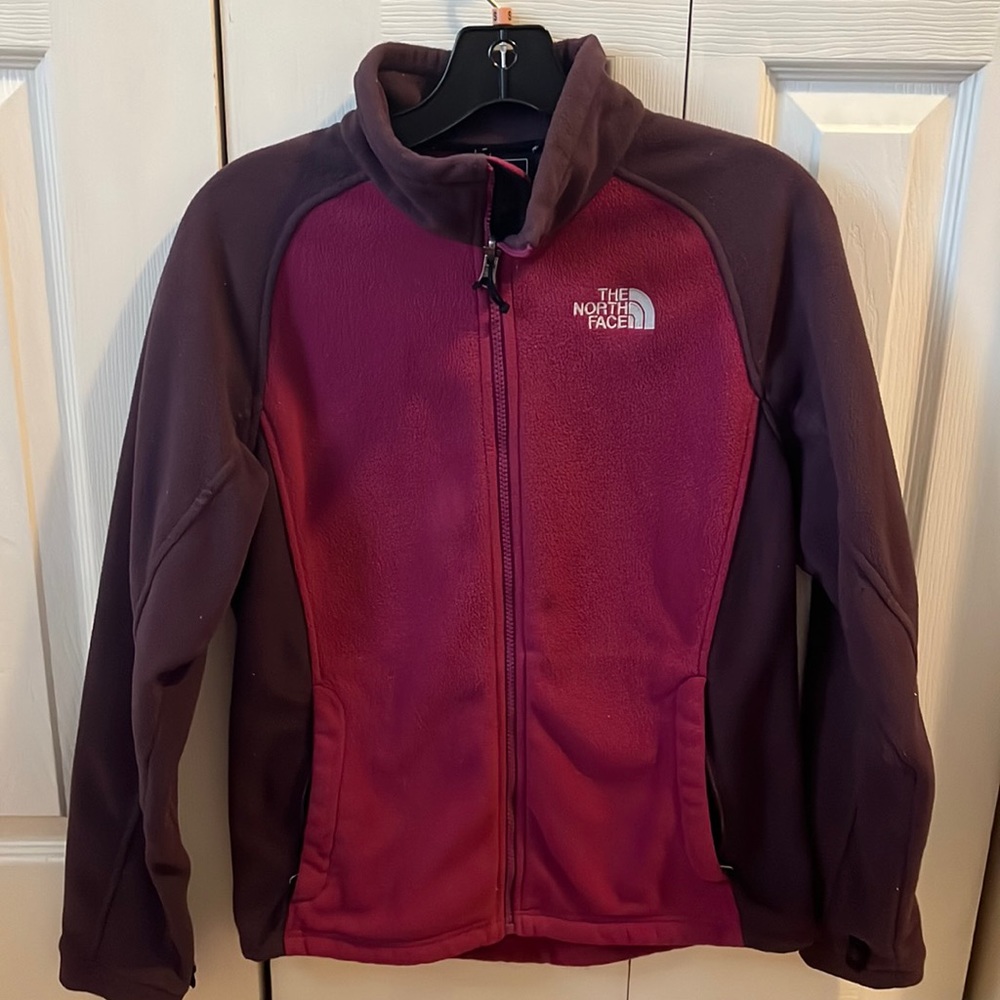 Women’s North Face fleece, size medium